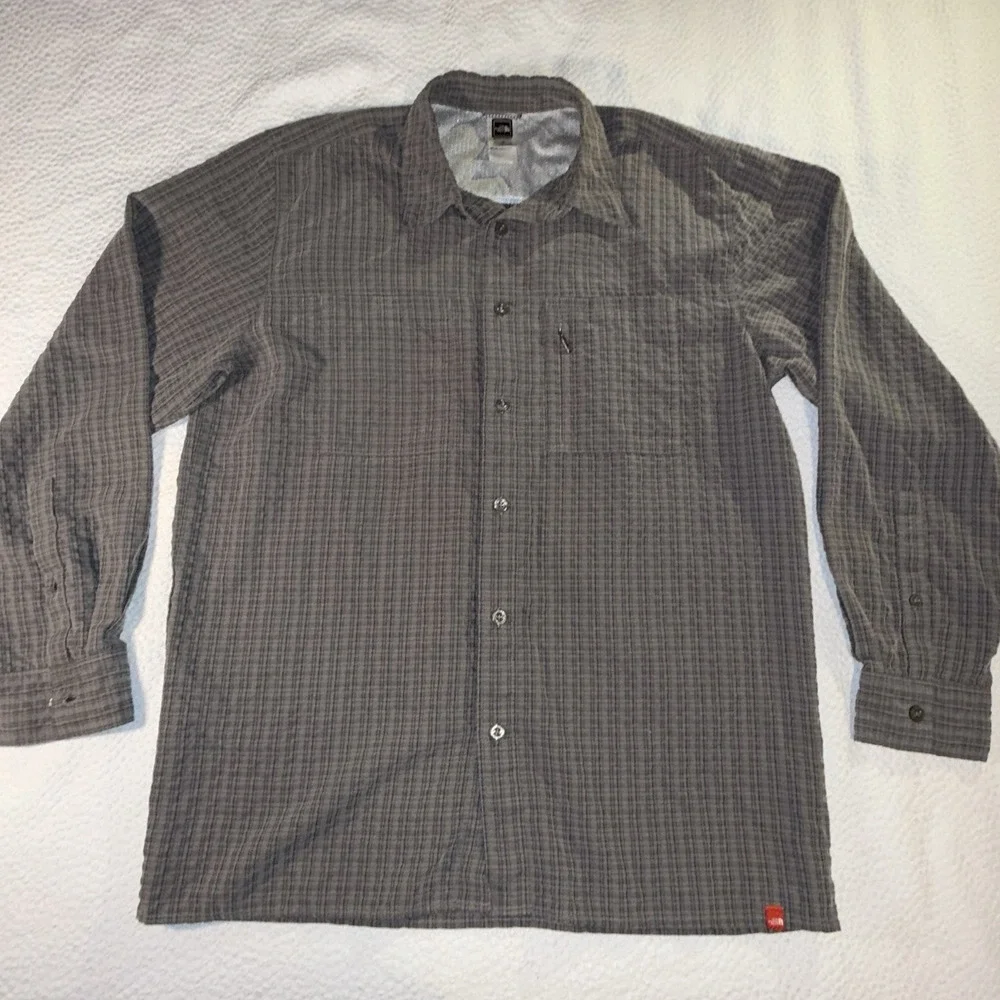 North Face Shirt Mens Large Gray Plaid Short Sleeve Button Up Outdoors Hiking‎